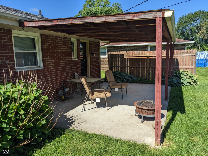 Listing Image 10