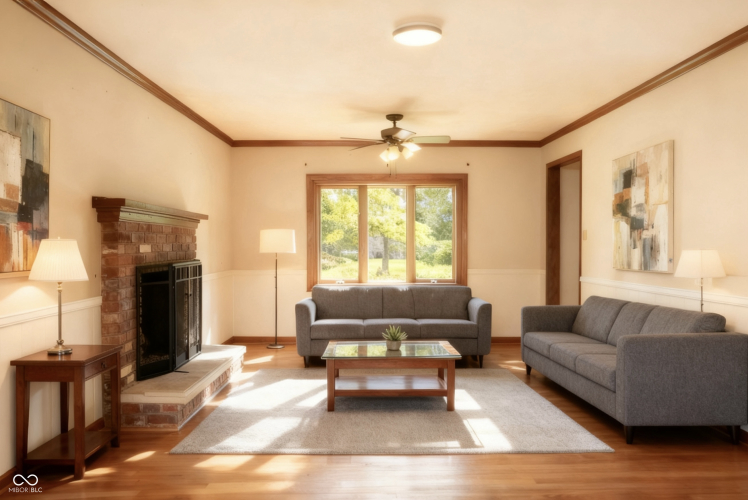 Listing Image 12