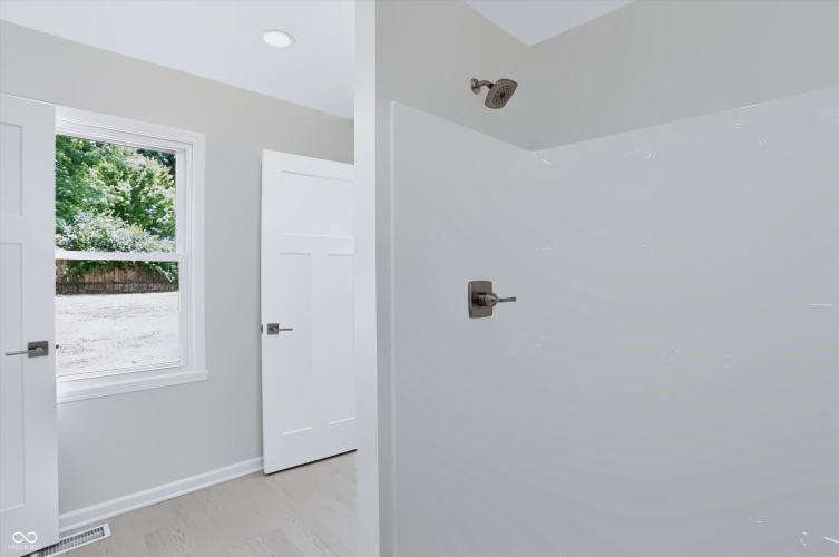Listing Image 55