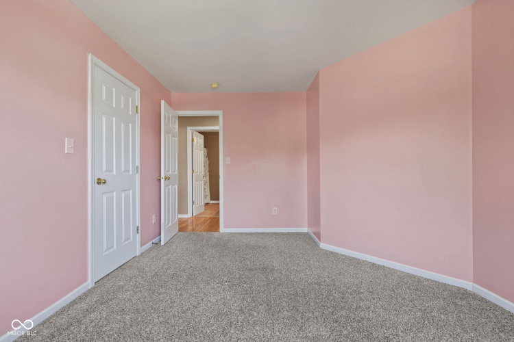 Listing Image 39