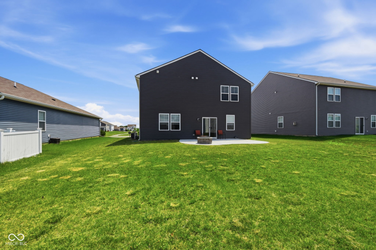 Listing Image 24