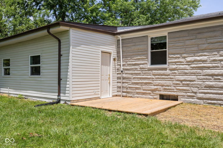 Listing Image 43