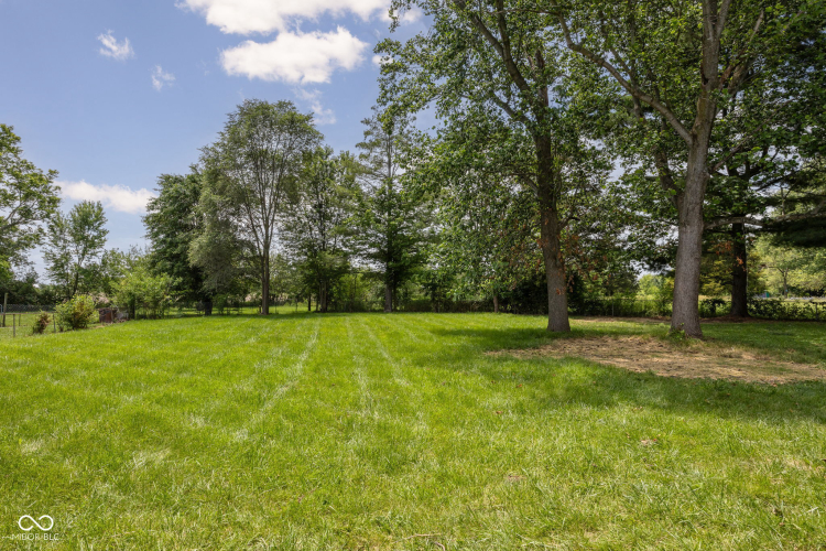 Listing Image 44