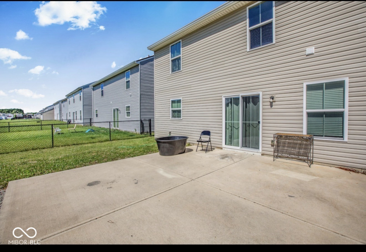 Listing Image 60