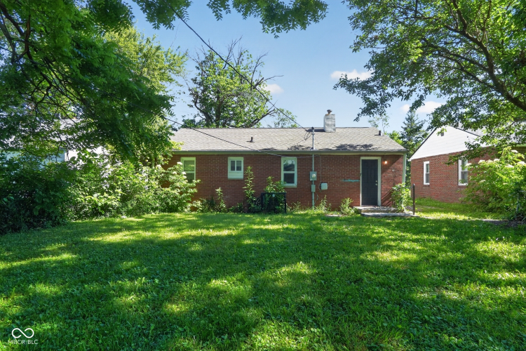 Listing Image 3