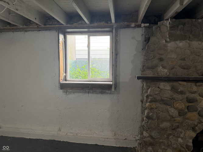 Listing Image 24