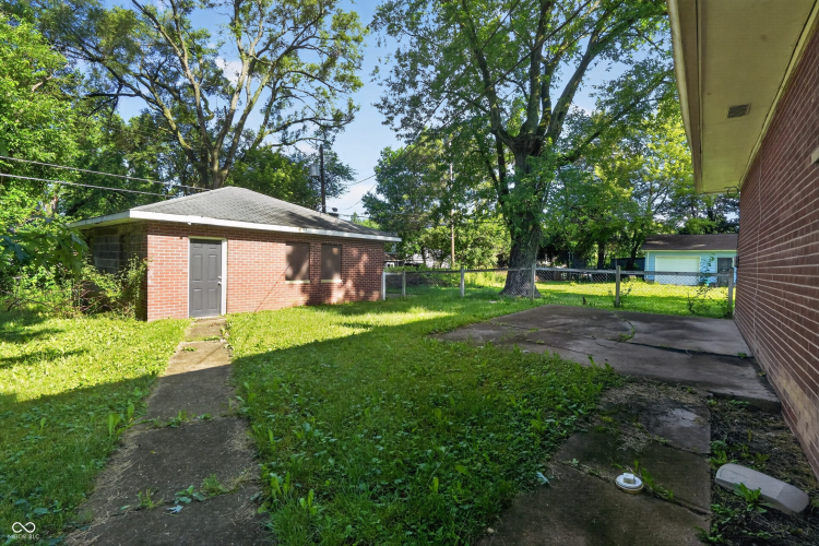 Listing Image 2