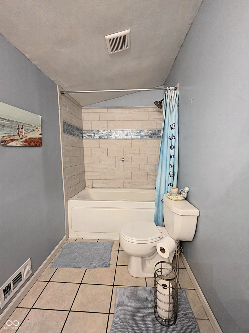 Listing Image 24