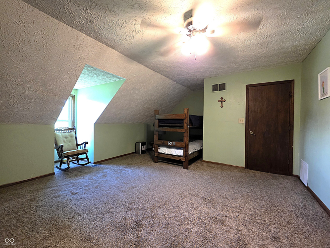 Listing Image 27