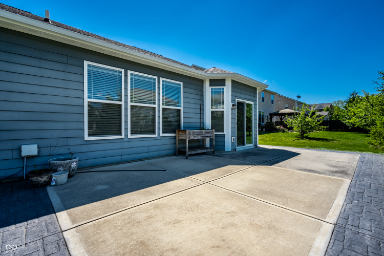 Listing Image 32