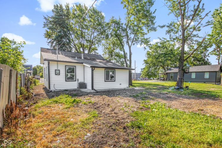 Listing Image 22
