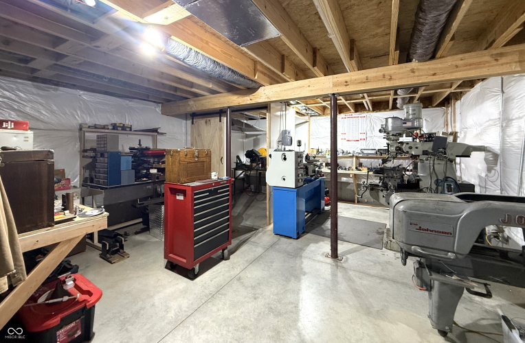 Listing Image 33