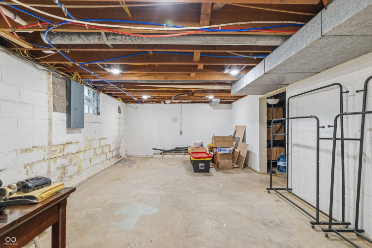 Listing Image 33
