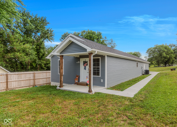 Listing Image 33