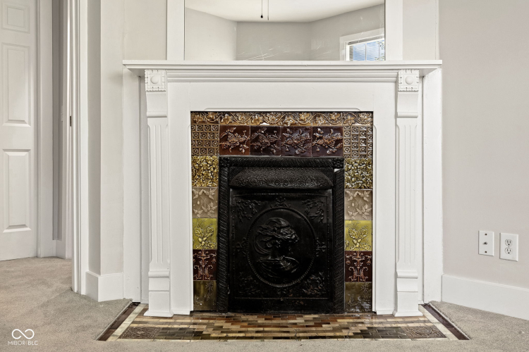 Listing Image 25