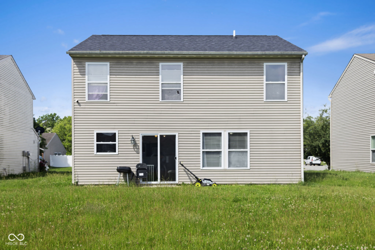Listing Image 28