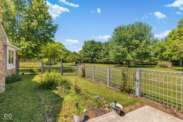 Listing Image 54