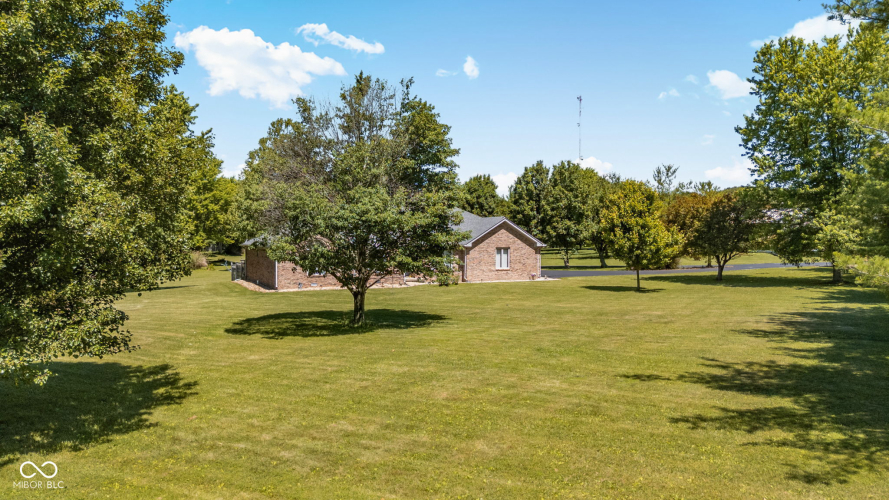 Listing Image 56