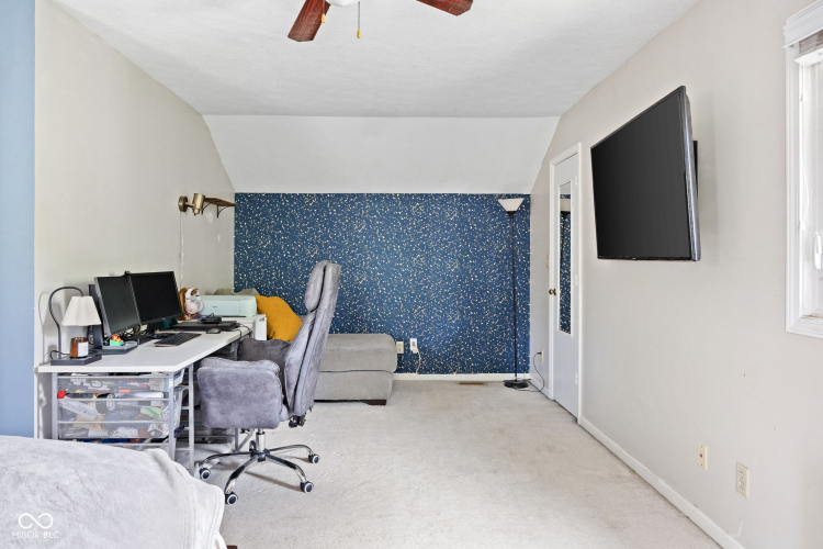 Listing Image 24