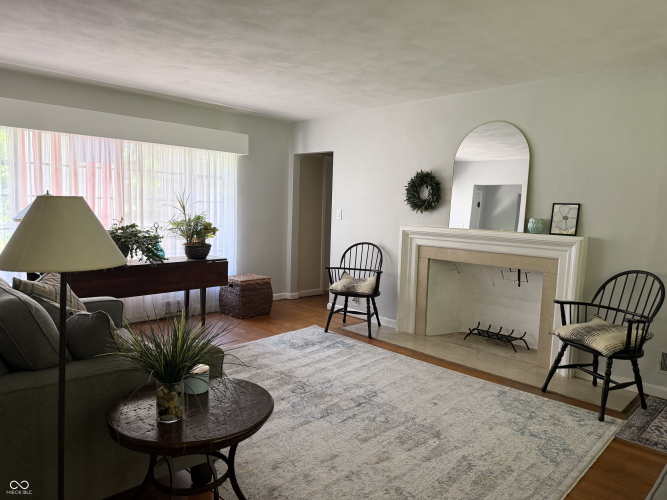Listing Image 18