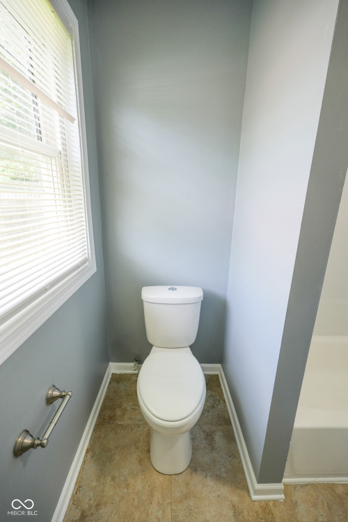 Listing Image 20