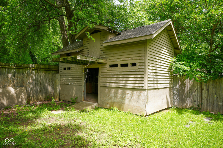 Listing Image 33