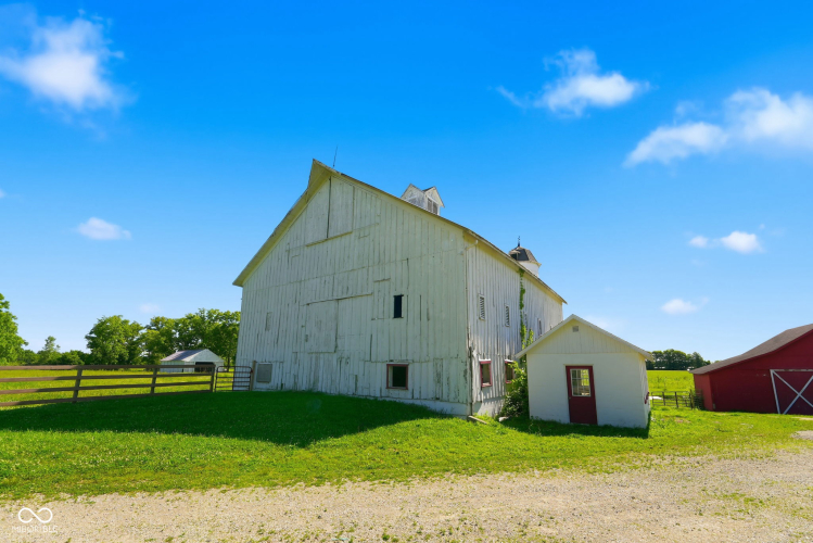 Listing Image 29
