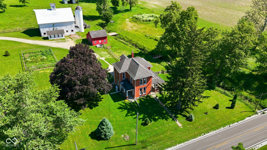 Listing Image 36