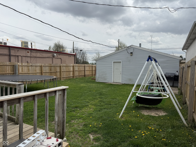 Listing Image 18