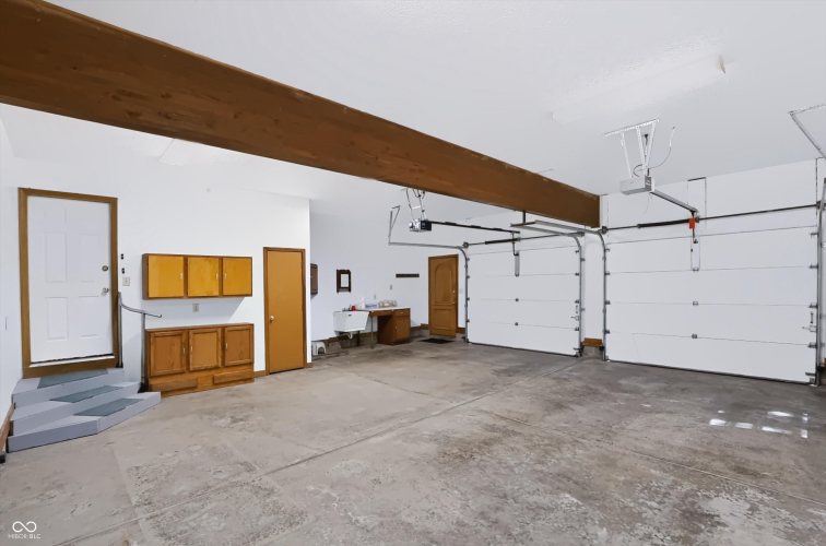 Listing Image 38