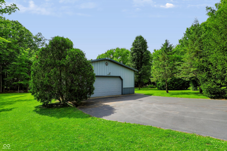 Listing Image 49