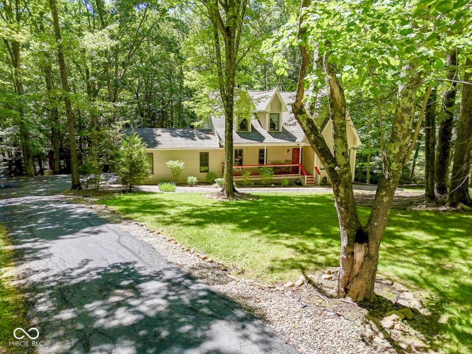 Listing Image 4