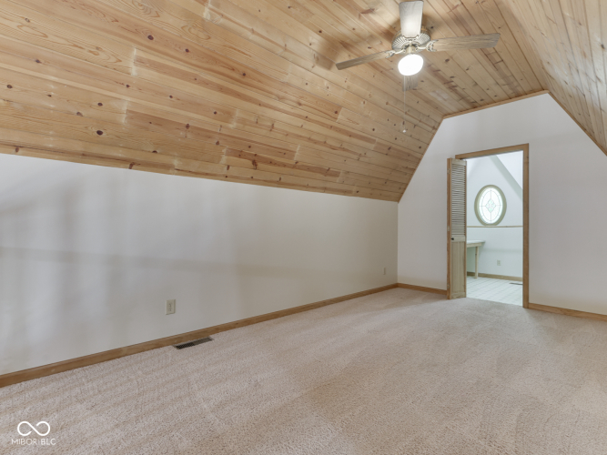 Listing Image 59