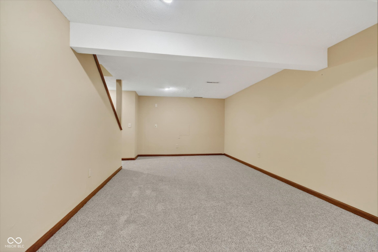 Listing Image 36