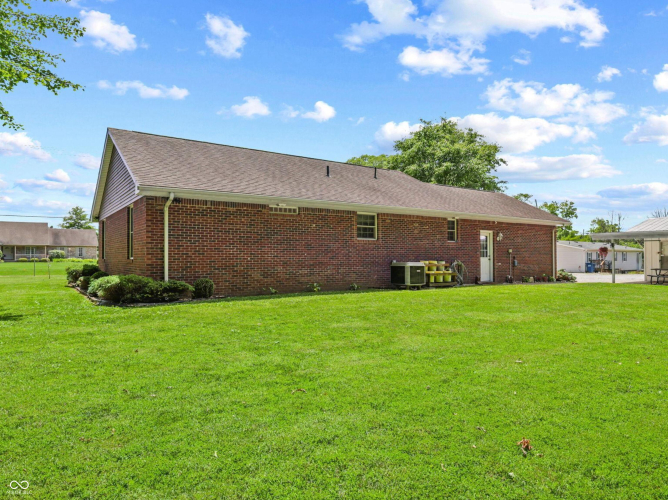 Listing Image 24