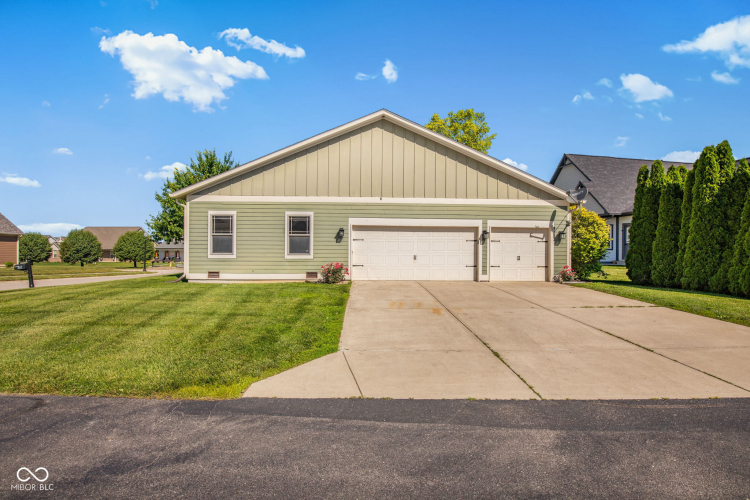 Listing Image 73