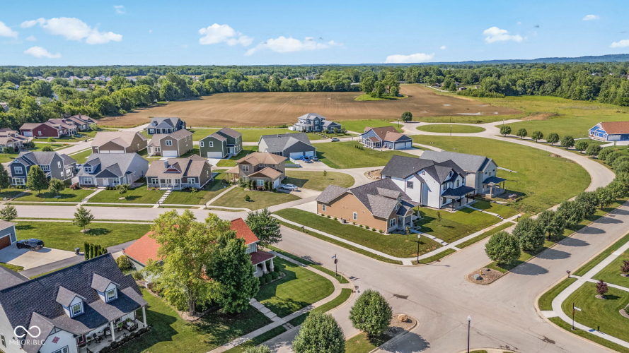 Listing Image 80