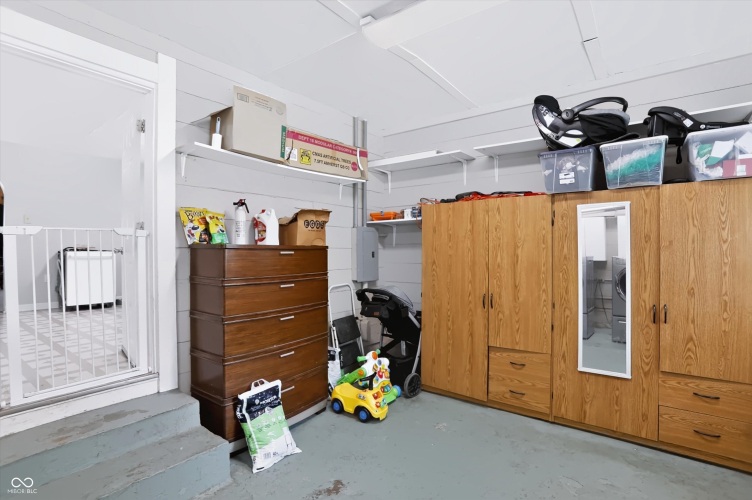 Listing Image 25