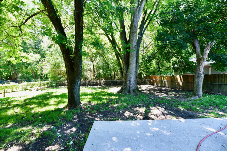 Listing Image 24