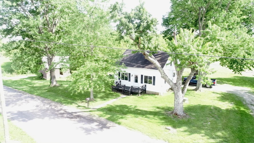 Listing Image 11
