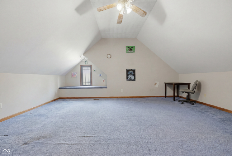 Listing Image 43
