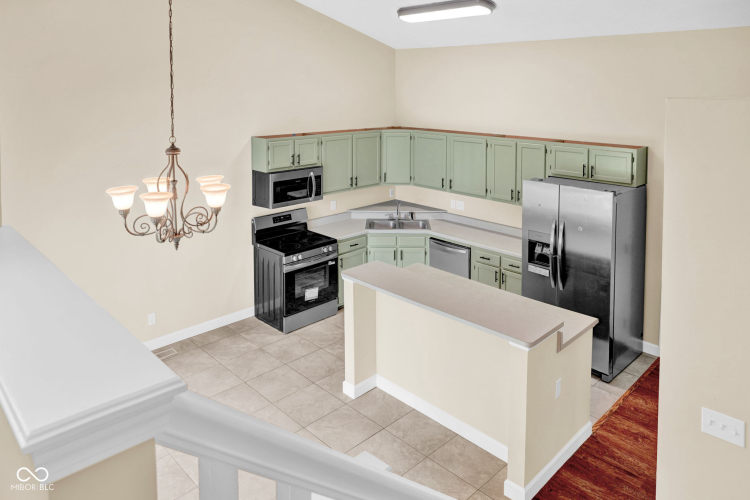 Listing Image 18