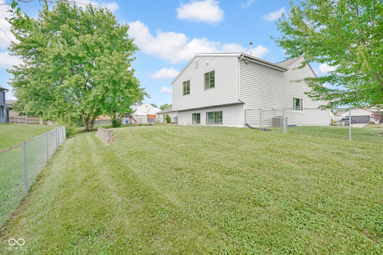 Listing Image 33