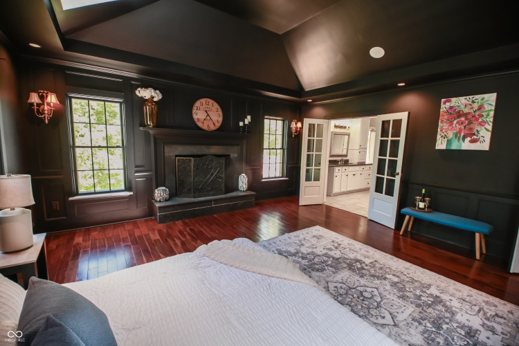 Listing Image 111