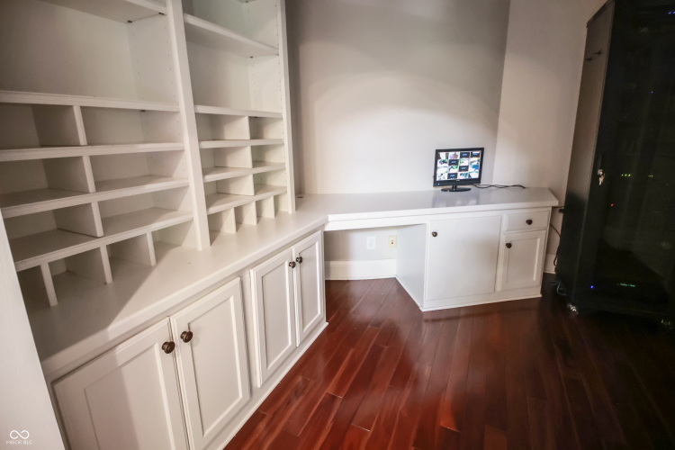 Listing Image 114