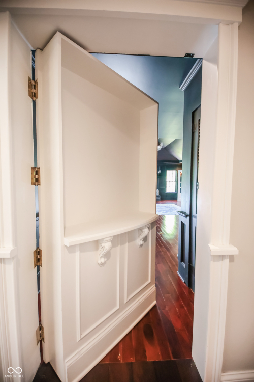 Listing Image 53