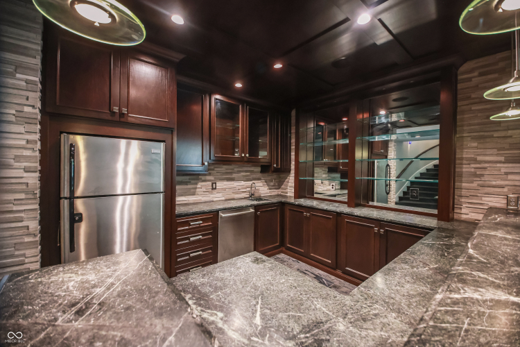 Listing Image 87