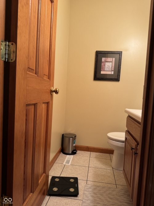 Listing Image 16
