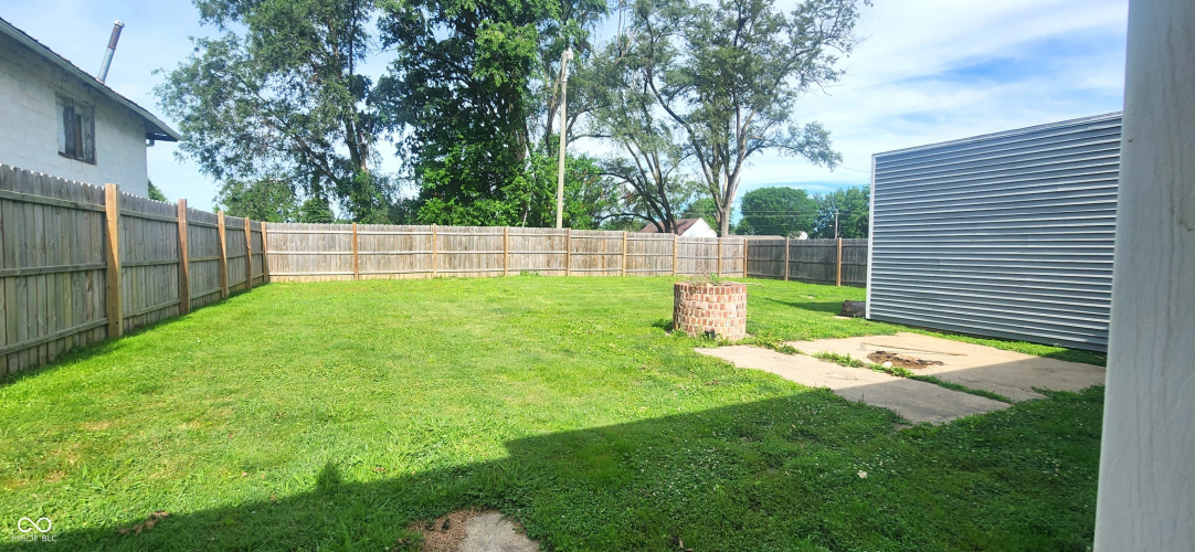 Listing Image 13