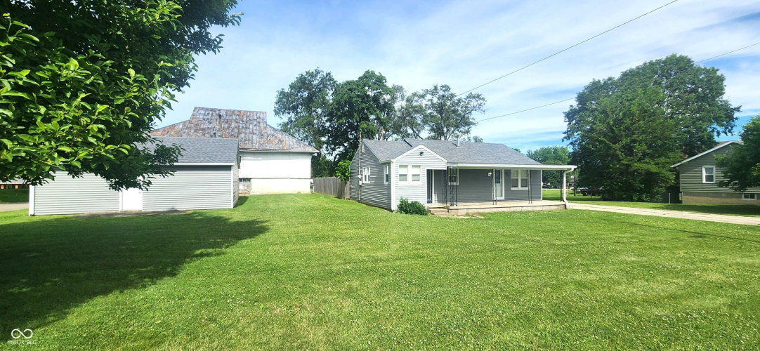 Listing Image 17